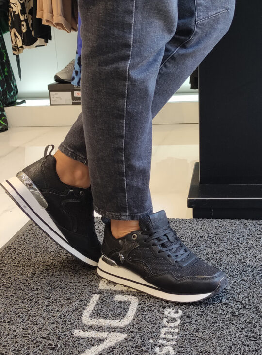 Λευκά sneakers US POLO ASSN LAYLA ||ΓΥΝΑΙΚΕΙΑ ΑΘΛΗΤΙΚΑ ΠΑΠΟΥΤΣΙΑ