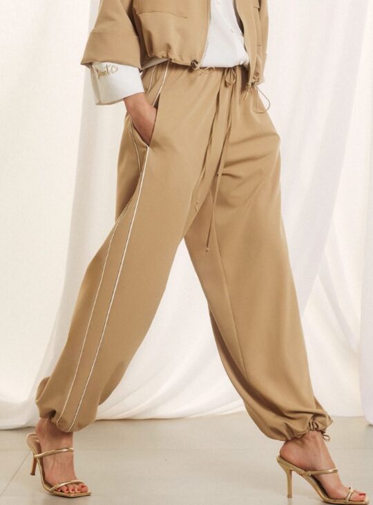 ΠΑΝΤΕΛΟΝΙ ΓΥΝΑΙΚΕΙΟ ΜΠΕΖ ΜΕ ΛΑΣΤΙΧΟ ΣΤΗ ΜΕΣΗ ΚΑΙ ΣΤΟ ΤΕΛΕΙΩΜΑ ΜΕ ΡΙΓΑ ΣΤΟ ΠΛΑΙ