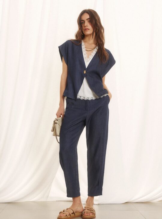 Γυναικείο γιλέκο - τοπ που κλείνει με ένα χρυσό κουμπί FIGARO FASHION.