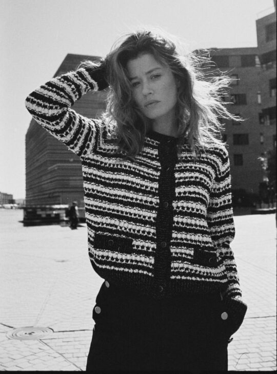 ΖΑΚΕΤΑ ΡΙΓΕ ΑΣΠΡΟΜΑΥΡΗ ΜΕ LUREX MOODO ΓΥΝΑΙΚΕΙΑ ΖΑΚΕΤΑ