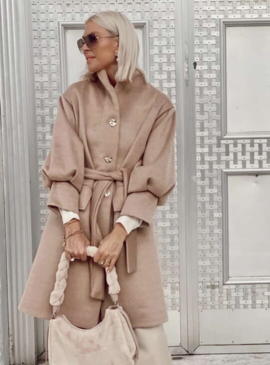 NEMA RESORTWEAR ΠΑΛΤΟ ΜΠΕΖ ΜΕ ΓΟΥΝΑ ΣΤΑ ΜΑΝΙΚΙΑ