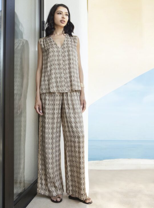 Γυναικεία παντελόνα με γεωμετρικό print και κέντημα στο πλάι AGGEL KNITWEAR. Σύνθεση: 100%VISCOSE