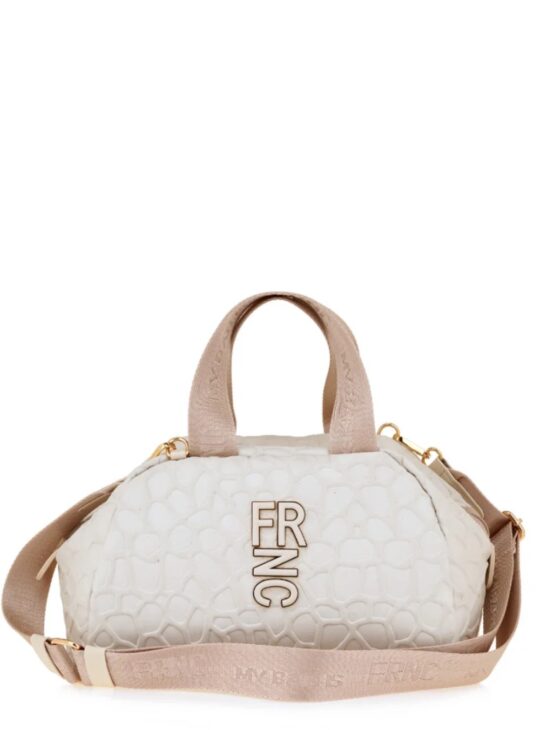 Γυναικεία τσάντα χειρός κατασκευασμένη από ύφασμα με ανάγλυφα σχέδια FRNC 6197 PEARL.